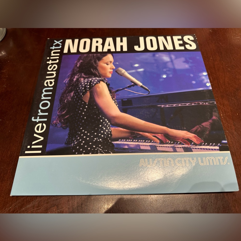 Norah Jones live from Austin Tx vinyl